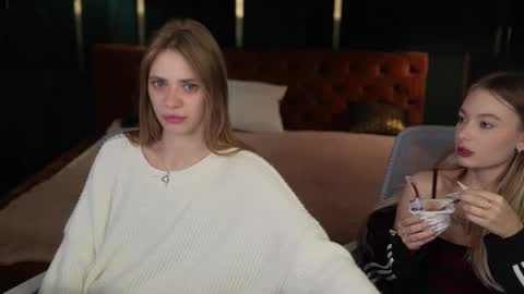 Snapshot of anabel2054 chatting on September 2025 06:58:02 AM Sweet girls online show from September 2025 06:58:02 AM