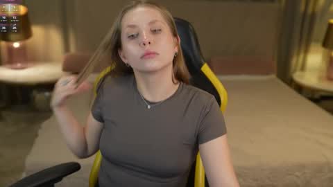 Snapshot of anabel2054 chatting on October 2025 06:35:02 AM Sweet girls online show from October 2025 06:35:02 AM