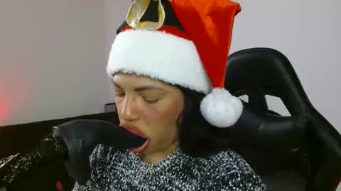 anabel alice gandara  online show from December 2024 10:54:01 AM