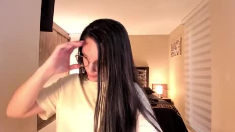 Snapshot of anabel_25 chatting on March 2025 10:32:01 PM Anabel online show from March 2025 10:32:01 PM