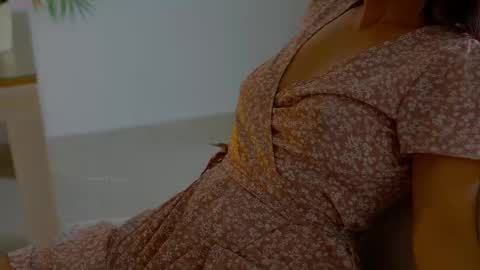 Snapshot of anabelcurvy chatting on April 2026 09:08:01 AM anabelcurvy online show from April 2026 09:08:01 AM