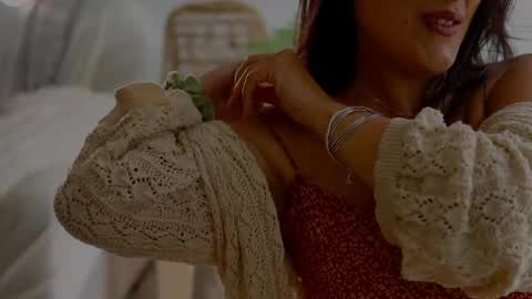 Snapshot of anabelcurvy chatting on April 2026 02:01:02 PM anabelcurvy online show from April 2026 02:01:02 PM
