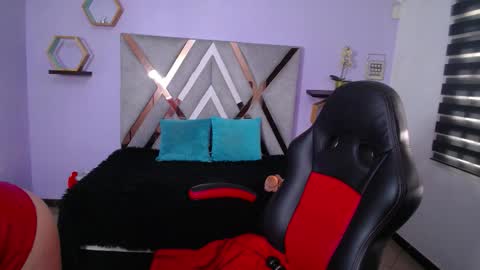 Anabella online show from October 2025 11:44:01 AM