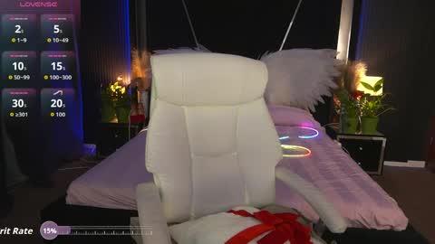 Nika online show from May 2026 07:41:01 PM