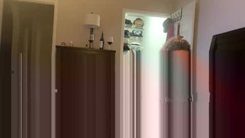 Anador online show from October 2025 03:40:01 AM