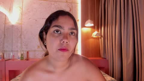 Snapshot of anaelle_bardin chatting on May 2026 11:50:02 AM Anna online show from May 2026 11:50:02 AM