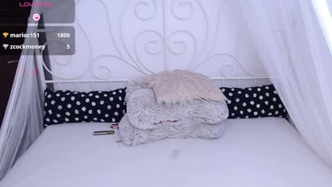 Ana online show from February 2026 07:10:01 PM