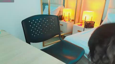 Anahi  online show from November 2025 08:11:01 PM