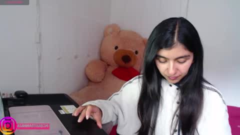 Snapshot of anahibrowns95 chatting on September 2025 07:52:01 PM Anahi Browns online show from September 2025 07:52:01 PM
