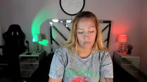 Anah Jones online show from March 2025 07:49:02 PM