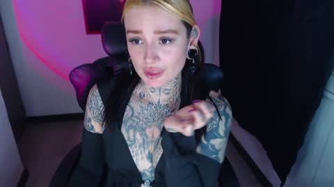Snapshot of anai_gomez chatting on January 2025 11:03:02 PM Callme Mistress Ani online show from January 2025 11:03:02 PM