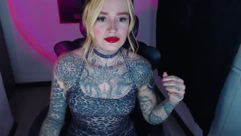Snapshot of anai_gomez chatting on January 2025 08:01:01 PM Callme Mistress Ani online show from January 2025 08:01:01 PM