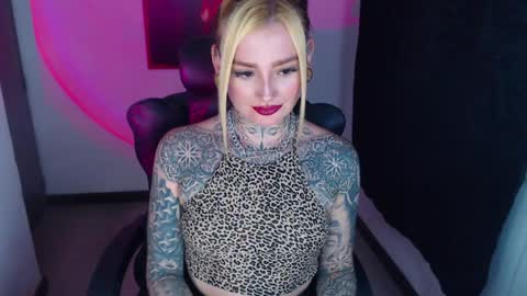 Snapshot of anai_gomez chatting on January 2025 10:12:02 PM Callme Mistress Ani online show from January 2025 10:12:02 PM