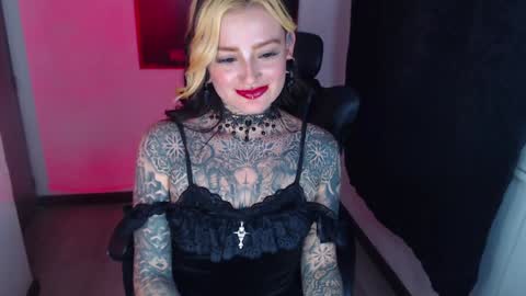 Snapshot of anai_gomez chatting on January 2025 10:13:02 PM Callme Mistress Ani online show from January 2025 10:13:02 PM