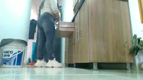 Snapshot of anaids_dam chatting on October 2025 05:59:01 PM anaids online show from October 2025 05:59:01 PM