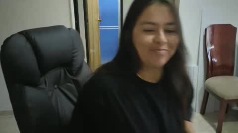 Snapshot of anaids_dam chatting on November 2025 01:32:01 PM anaids online show from November 2025 01:32:01 PM