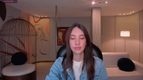 Snapshot of anaisnin1 chatting on January 2025 12:05:01 PM Anais Nin online show from January 2025 12:05:01 PM