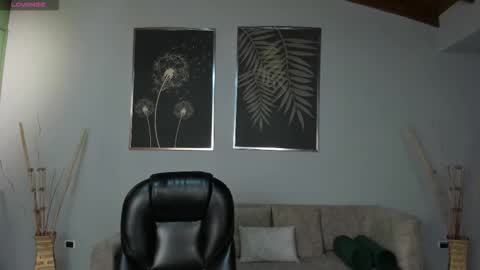 Snapshot of anaisnin1 chatting on November 2025 02:54:01 AM Anais Nin online show from November 2025 02:54:01 AM