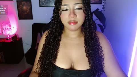 Snapshot of anakiss1 chatting on March 2026 01:02:02 AM help me to get 100 thumps up online show from March 2026 01:02:02 AM