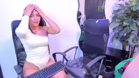 AbbyAndAntonela online show from June 2026 12:59:01 PM