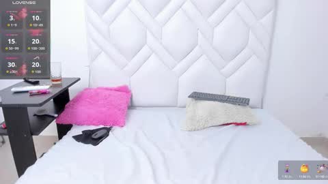 Snapshot of analia18_ chatting on October 2025 02:39:02 PM analia18 online show from October 2025 02:39:02 PM