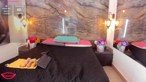 Analia smith online show from March 2025 06:12:02 AM