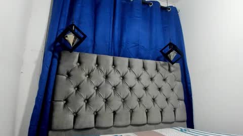 analiss_19 online show from February 2026 01:58:02 PM