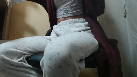 Snapshot of analove200 chatting on December 2024 05:38:01 AM analove200 online show from December 2024 05:38:01 AM