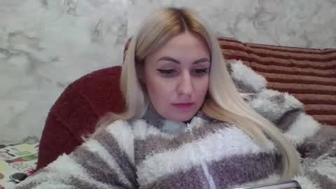 Snapshot of analqueen2024 chatting on December 2024 03:00:02 PM analqueen2024 online show from December 2024 03:00:02 PM
