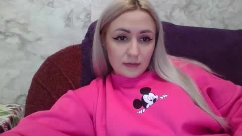 Snapshot of analqueen2024 chatting on December 2024 01:47:01 PM analqueen2024 online show from December 2024 01:47:01 PM