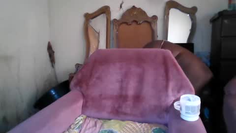 Snapshot of analslut1987 chatting on February 2025 12:39:01 PM analslut1987 online show from February 2025 12:39:01 PM