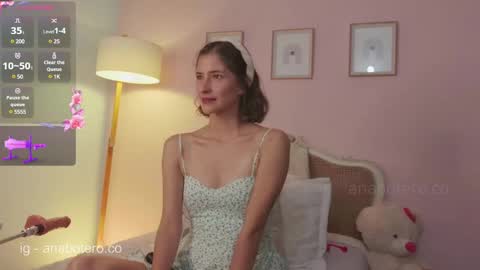 Ana Mara Botero online show from March 2025 02:41:02 AM