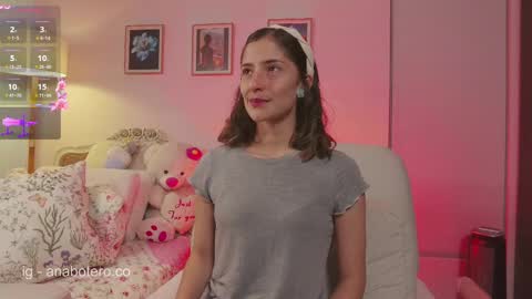 Ana Mara Botero online show from September 2025 12:21:02 AM