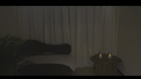 Ann online show from April 2026 07:00:01 PM