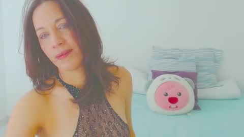 anapereira12 online show from March 2026 04:28:02 PM