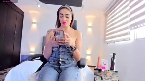 Snapshot of anaruiz1_ chatting on February 2025 03:18:01 PM ana online show from February 2025 03:18:01 PM