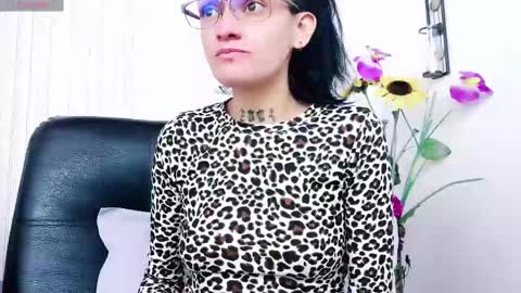 maria online show from February 2025 07:03:01 PM