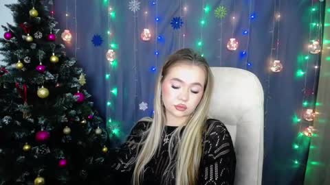 Snapshot of anastacyyellig chatting on December 2024 06:24:02 AM anastacyyellig online show from December 2024 06:24:02 AM