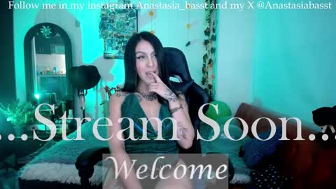 Jennyfer.... but u can say me Anastasia online show from March 2025 05:22:02 AM