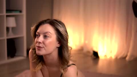 Snapshot of anastasiamills chatting on February 2026 08:53:02 PM AnastasiaMills online show from February 2026 08:53:02 PM