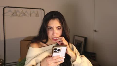Snapshot of anastasiapetitegirll chatting on December 2024 01:39:02 AM Anastasia online show from December 2024 01:39:02 AM