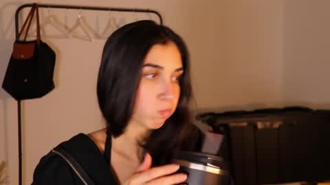 Snapshot of anastasiapetitegirll chatting on January 2025 01:17:01 AM Anastasia online show from January 2025 01:17:01 AM