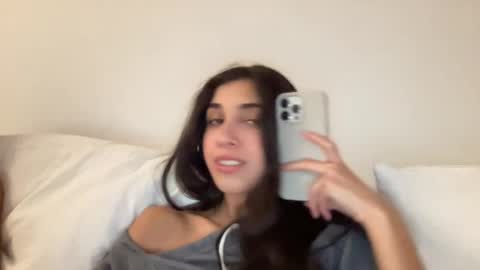 Snapshot of anastasiapetitegirll chatting on January 2025 01:11:02 AM Anastasia online show from January 2025 01:11:02 AM