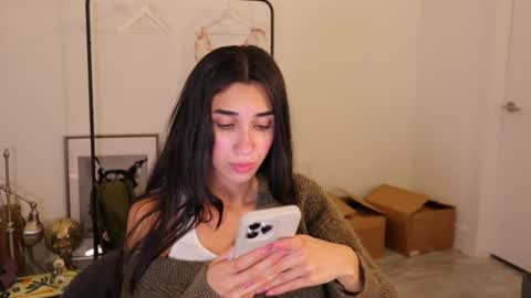 Snapshot of anastasiapetitegirll chatting on February 2025 12:21:02 AM Anastasia online show from February 2025 12:21:02 AM