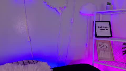 Kendra  online show from June 2026 09:34:02 AM