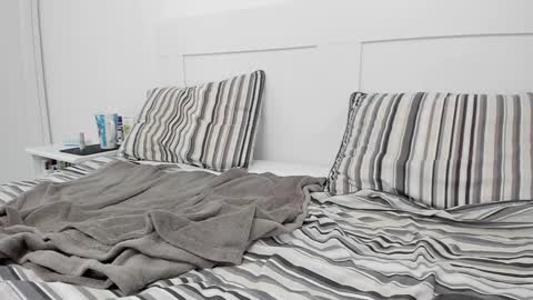 Andreea online show from January 2025 11:22:02 AM