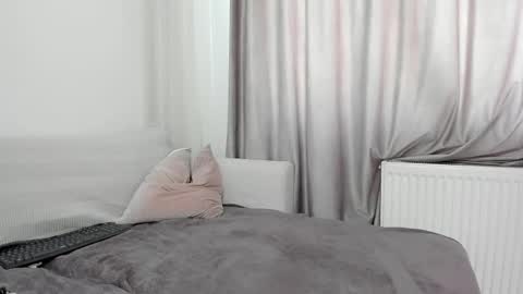 Andreea online show from February 2025 10:04:02 AM