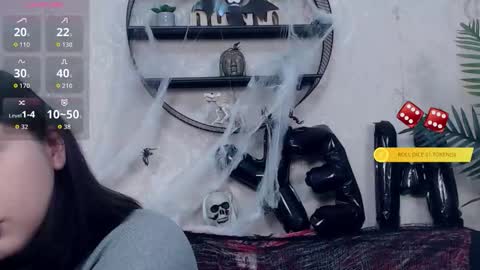 Anays online show from October 2025 03:06:02 AM