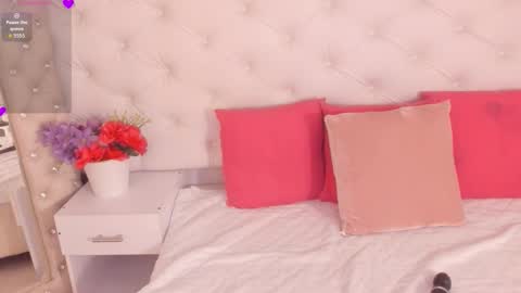 Snapshot of anchela_garcia chatting on October 2025 12:17:01 PM anchela garcia online show from October 2025 12:17:01 PM