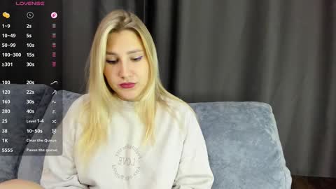 Andisa online show from September 2025 12:07:02 PM